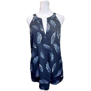 Banana Republic Factory Sleeveless Flowy Notch Neck Feather Print Top. Medium.
